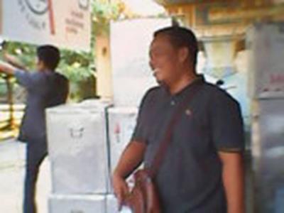 PPK Rupat Menerima logistik PilPres 2014